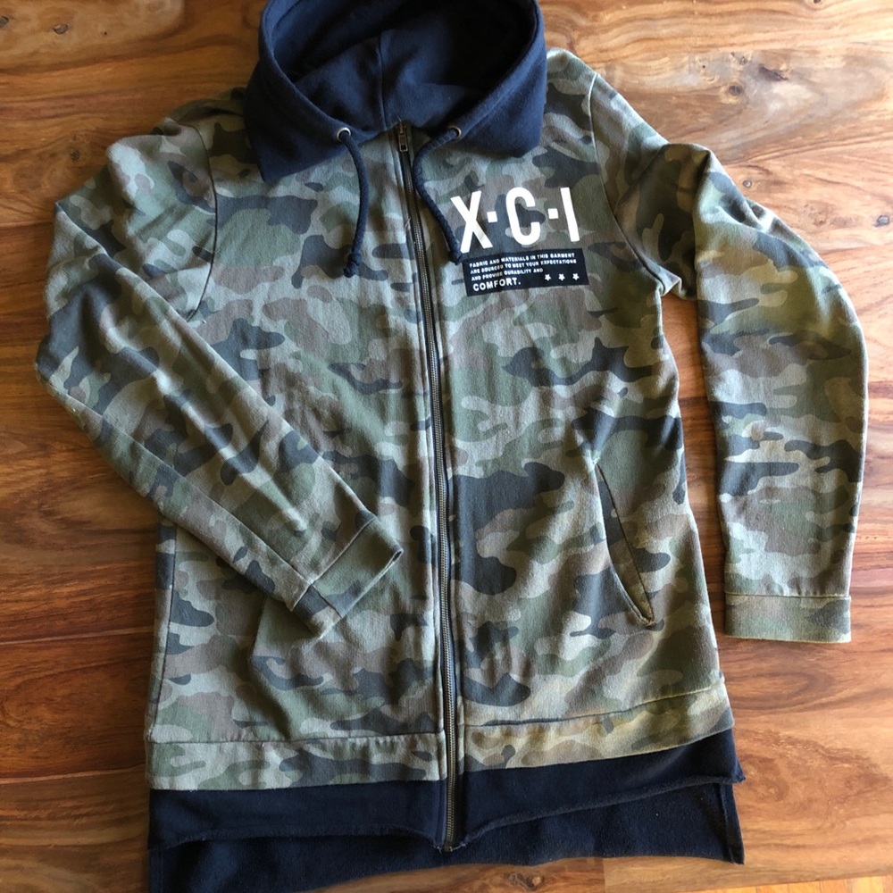 Pull & Bear Camo Hoodie